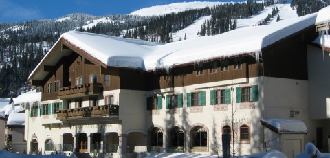 SUN PEAKS LODGE image 1