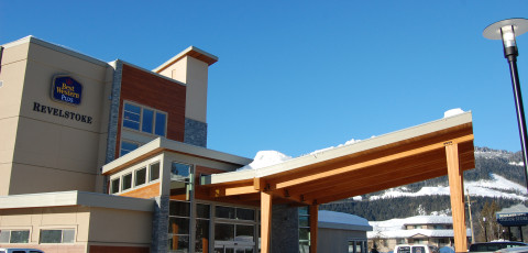 BEST WESTERN PLUS REVELSTOKE image 1