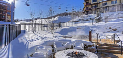 LIFT CONDOMINIUMS AT CANYONS image 2