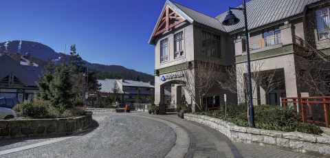 WHISTLER PEAK LODGE image 1