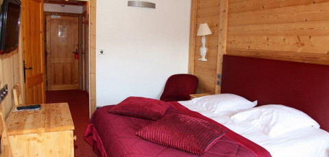 LES DUCS DE SAVOIE  - COURCHEVEL 1850 image 4
