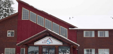 FERNIE SLOPESIDE LODGE image 1