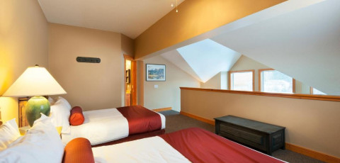 LIZARD CREEK LODGE image 3