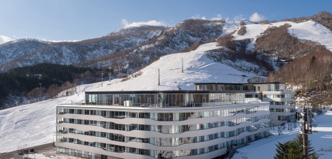 SKYE NISEKO - NISEKO HIRAFU image 1