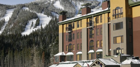 VINTAGE RESORT HOTEL